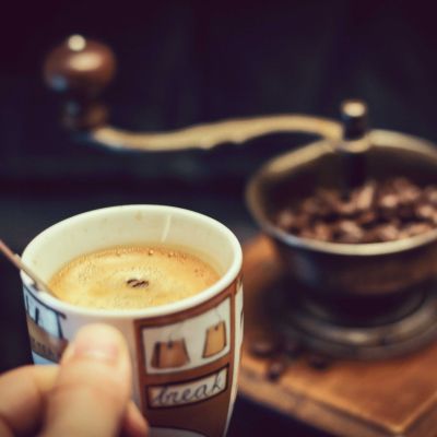 Hrubost mletí kávy - klíčový faktor pro dokonalý šálek kávy